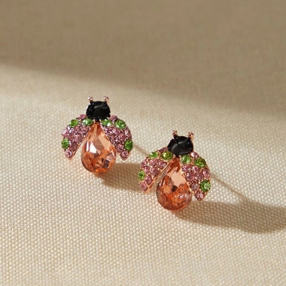 Jewelry - Bee Earrings
